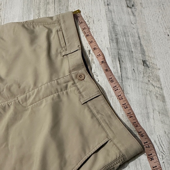 johnnie-O Classic Tan Flat Front Shorts size 34 - Picture 8 of 10